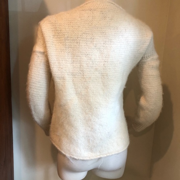Free Peoplw cream Alpaca sweater NWOT - Picture 2 of 8